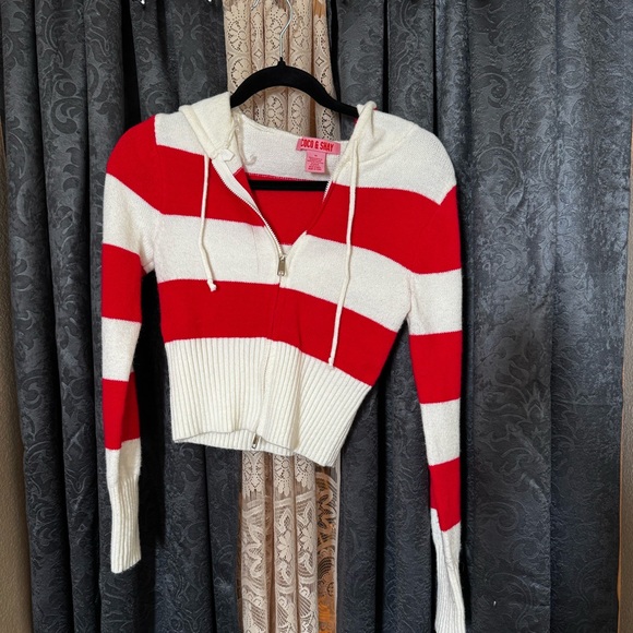 Coco And Shay Sweaters - Red and White Striped Zip-Up cropped Hoodie